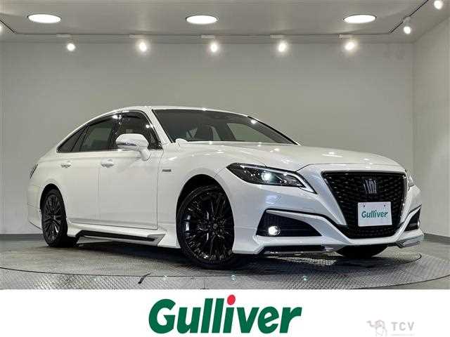 2020 Toyota Crown Hybrid