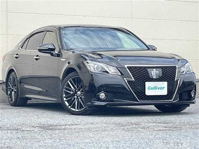 2015 Toyota Crown Hybrid
