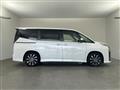 2022 Toyota Voxy