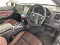 2013 Toyota Crown Hybrid