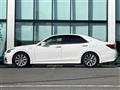 2015 Toyota Crown Hybrid