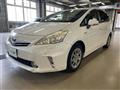 2013 Toyota PRIUS α