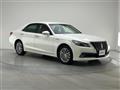 2014 Toyota Crown Hybrid