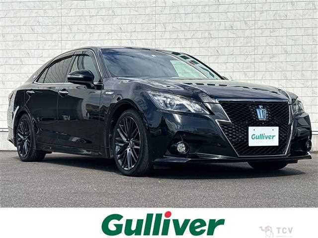 2015 Toyota Crown Hybrid