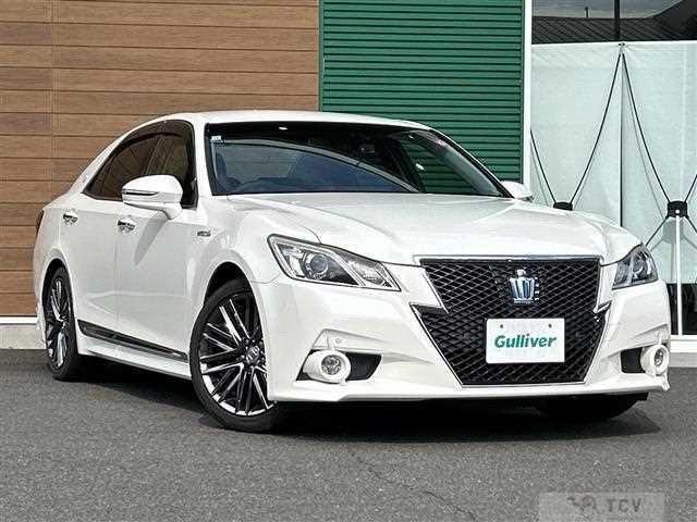 2013 Toyota Crown Hybrid