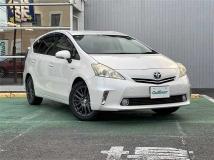 2011 Toyota PRIUS α