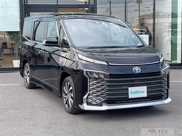2023 Toyota Voxy