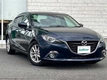 2014 Mazda Axela