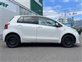 2005 Toyota Vitz