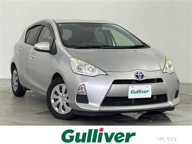 2013 Toyota AQUA