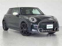2022 BMW MINI