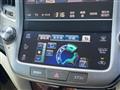 2015 Toyota Crown Hybrid