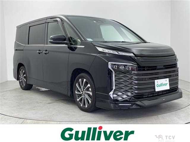 2023 Toyota Voxy