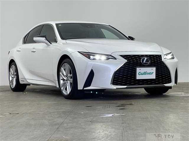 2021 Lexus IS