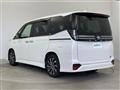 2022 Toyota Voxy