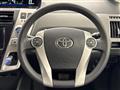 2011 Toyota PRIUS α