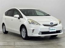 2011 Toyota PRIUS α