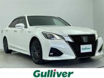 2017 Toyota Crown Hybrid