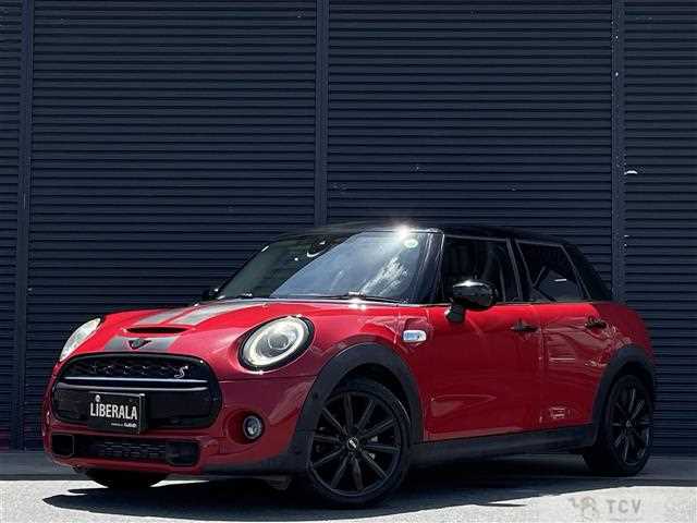 2019 BMW MINI