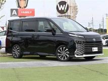 2023 Toyota Voxy