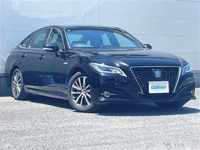 2018 Toyota Crown Hybrid