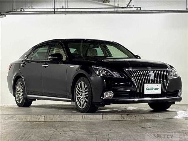 2016 Toyota Crown Majesta