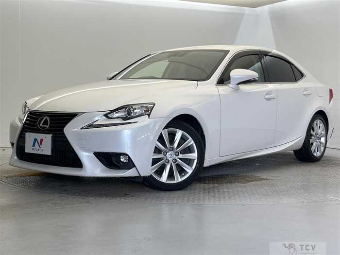 2016 Lexus IS