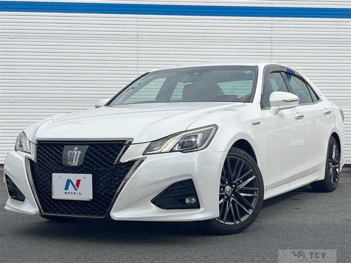 2018 Toyota Crown Hybrid