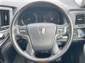 2018 Toyota Crown Hybrid