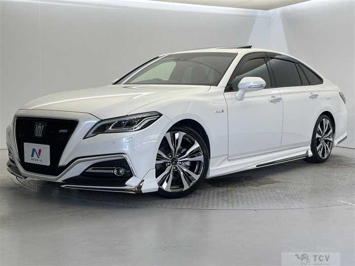 2018 Toyota Crown Hybrid