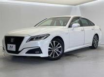 2018 Toyota Crown Hybrid