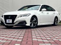 2018 Toyota Crown Hybrid