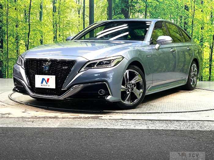 2019 Toyota Crown Hybrid