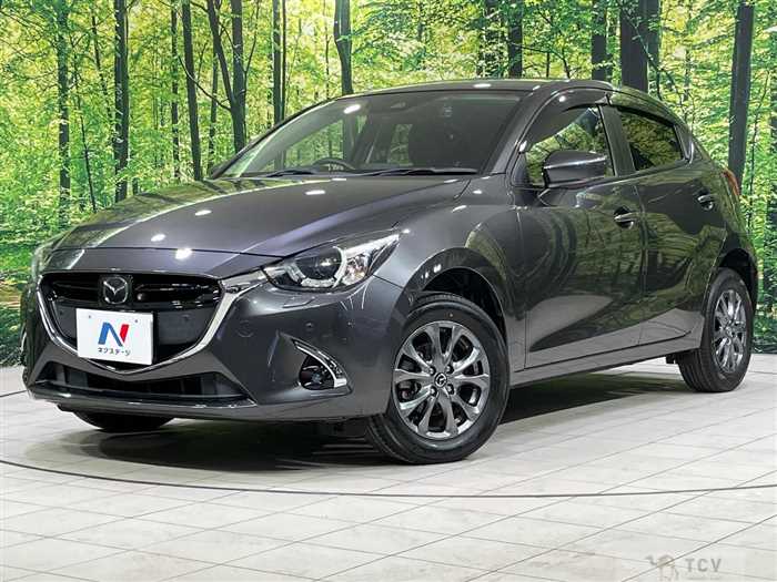 2017 Mazda Demio