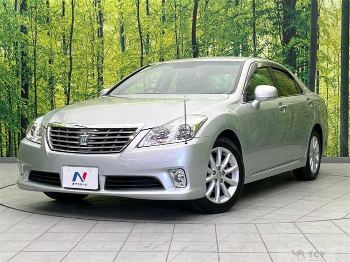 2011 Toyota Crown