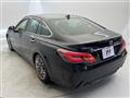 2019 Toyota Crown Hybrid