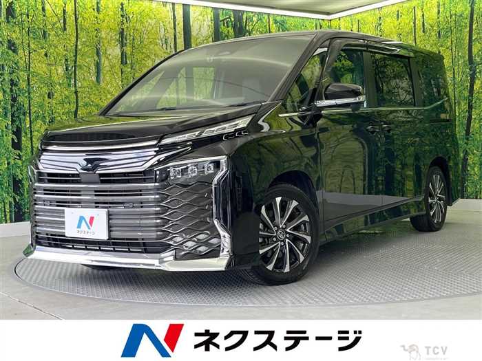 2022 Toyota Voxy