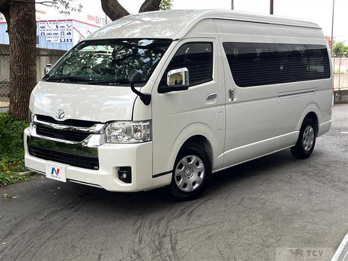 2025 Toyota Hiace Wagon