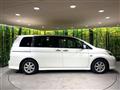 2011 Toyota Isis