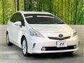 2013 Toyota PRIUS α