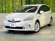 2013 Toyota PRIUS α
