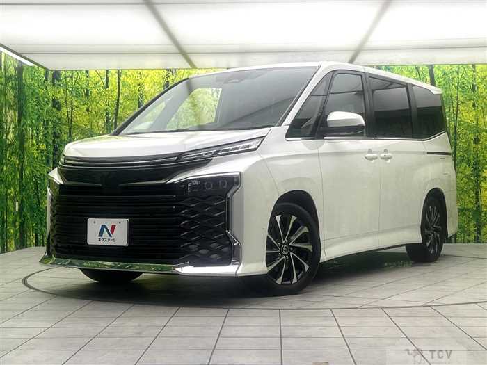 2022 Toyota Voxy