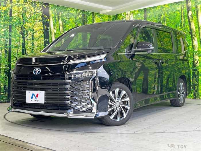 2023 Toyota Voxy