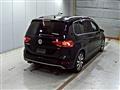 2017 Volkswagen Golf Touran