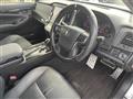 2013 Toyota Crown Athlete Series