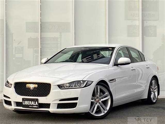 2018 Jaguar XE