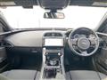 2018 Jaguar XE