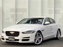 2018 Jaguar XE