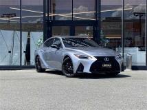 2021 Lexus IS