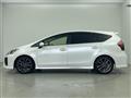 2016 Toyota PRIUS α